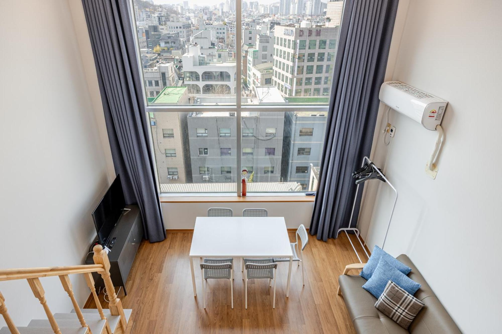 Apartemen Hongdae Loading Seoul